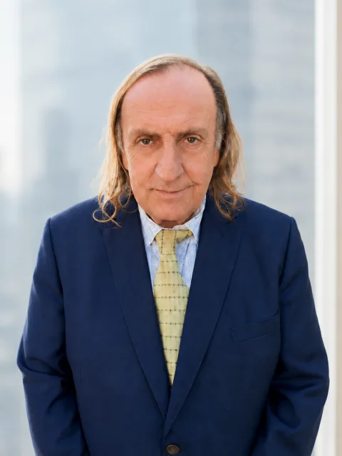 Ignacio Arteaga C., Socio fundador